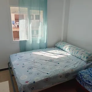 Homestay Compartidas En Un Apartamento, Salou